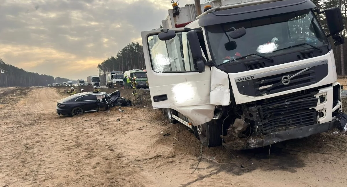 Poważny wypadek na trasie Toruń - Bydgoszcz. Trzy osoby poszkodowane