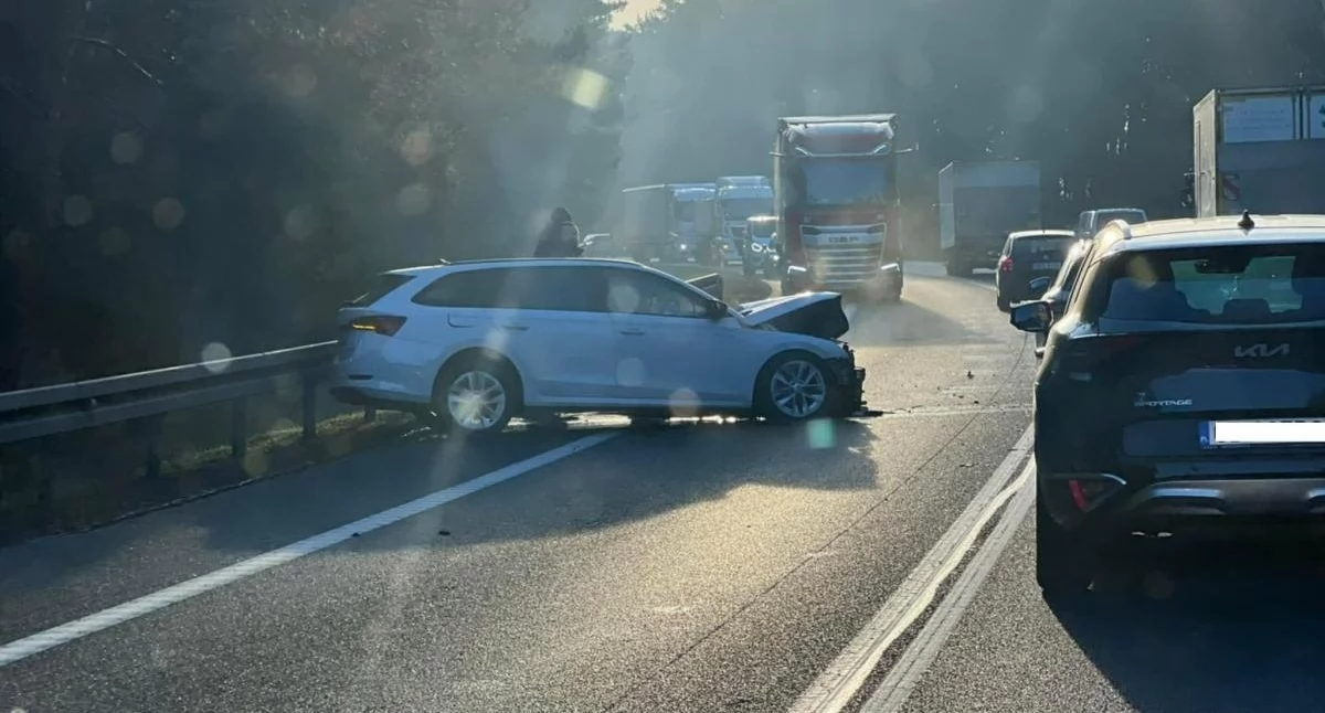 Poważny wypadek pod Toruniem. Policja wyznaczyła objazd
