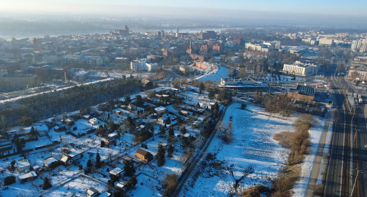 Kolejny zwrot w pogodzie w Toruniu. W tym dniu znowu będzie padać śnieg