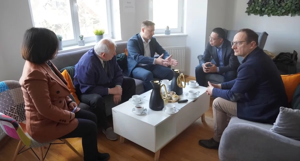 Inwestorzy z Chin w Toruniu. Zainteresowała ich lokalna technologia