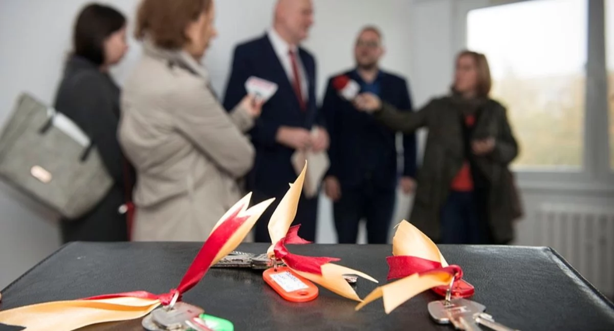 Będą zmiany w programie „Mieszkanie dla absolwenta”. Uczestnicy czują się oszukani