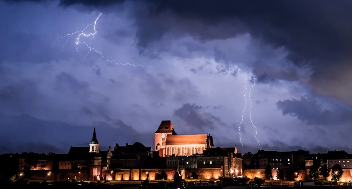 Będzie pierwsza w tym roku burza w Toruniu. Jest dokładny termin