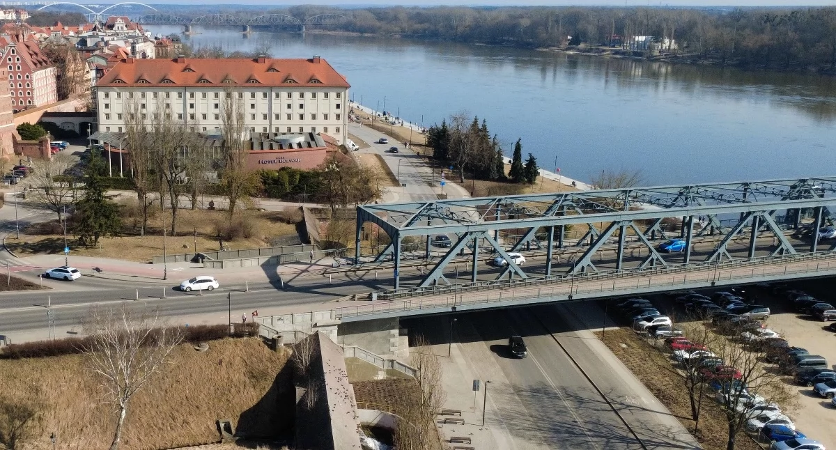 Słupki w Toruniu zostaną naprawione. Jest data kapitalnego remontu