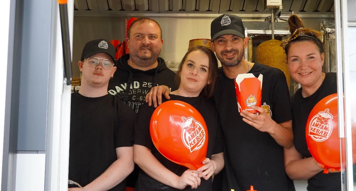Nowy kebab został otwarty w Toruniu. W menu danie znanego piłkarza