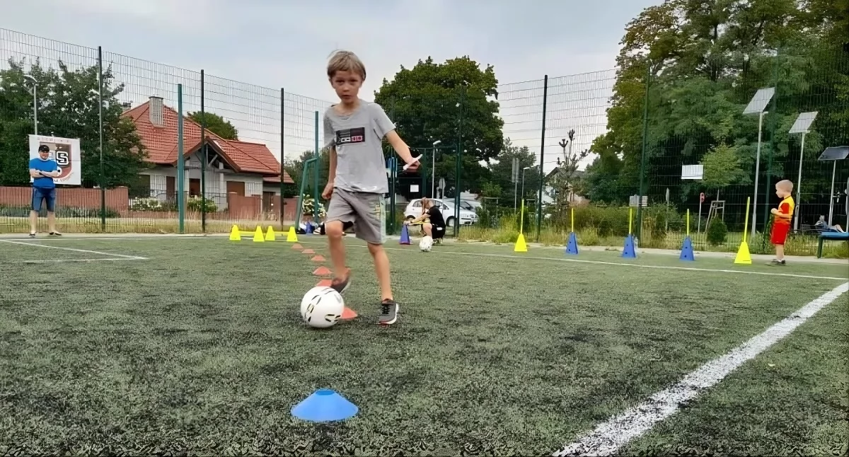 W małej miejscowości pod Toruniem rośnie kompleks sportowy za ponad 2 mln zł