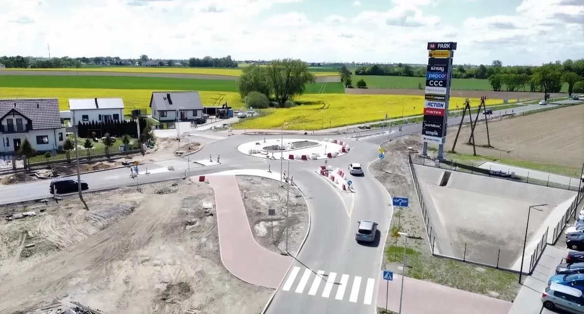Nowe rondo blisko Torunia jest prawie gotowe. Ułatwi dojazd do parku handlowego