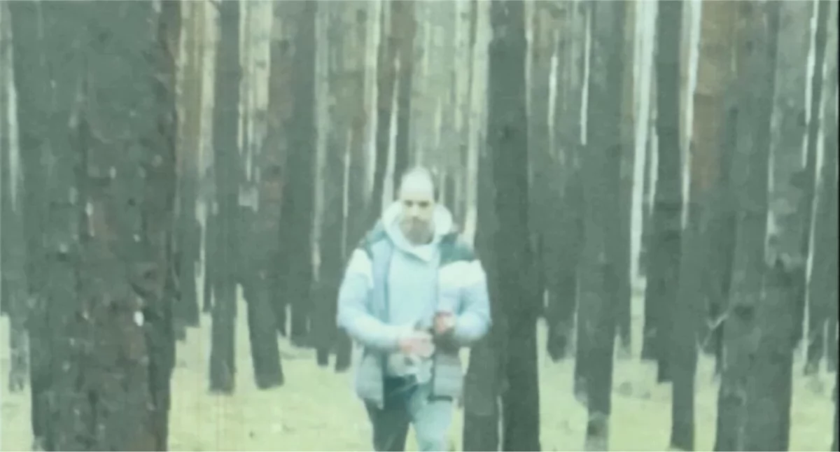 Policja w Toruniu poszukuje tego mężczyzny. Jego wizerunek został ujawniony