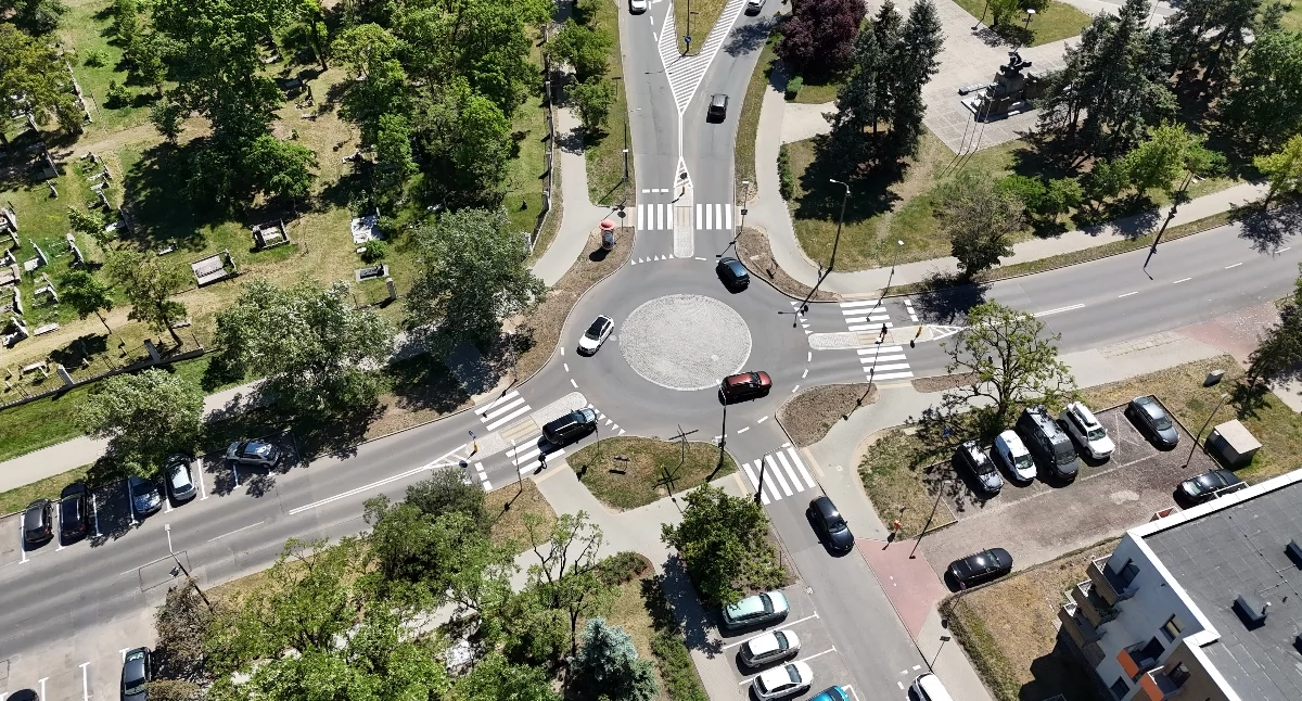 W Toruniu zostało otwarte nowe rondo. Od dziś nosi imię bohatera