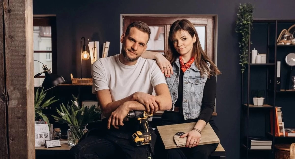 Oto Królowie designu w Toruniu. Ich firma zmienia wnętrza od A do Z