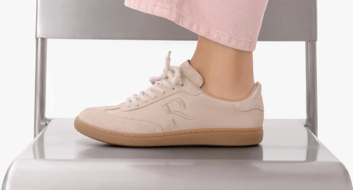 Trampki damskie – wygodne buty do codziennych i miejskich stylizacji