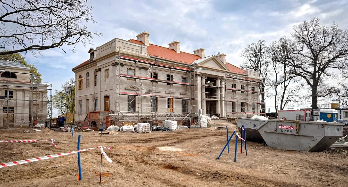 Pałac pod Toruniem przechodzi kapitalny remont. To perła architektury klasycystycznej