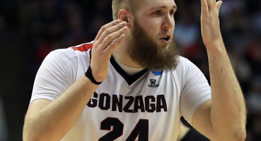 Finał NCAA. Porażka Gonzagi, jak wypadł Karnowski? [WIDEO]
