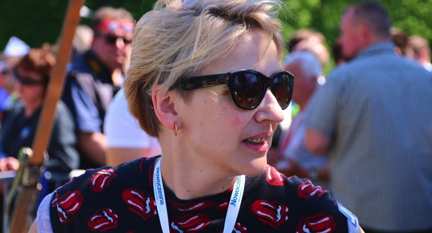 Posłanka z Torunia kontra były ksiądz. Dziś rusza sądowy proces!