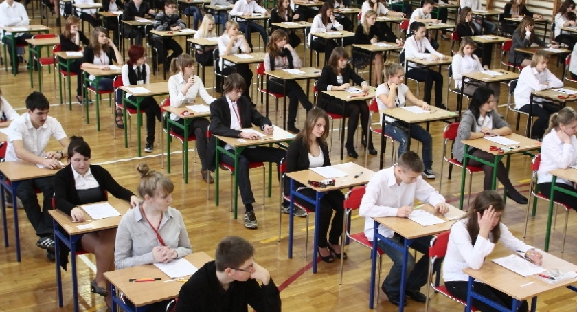 Drugi dzień egzaminów gimnazjalnych. Mamy arkusze z pierwszej części!