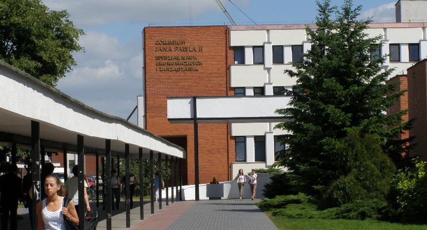 Na UMK nowe kierunki i mniej prawników