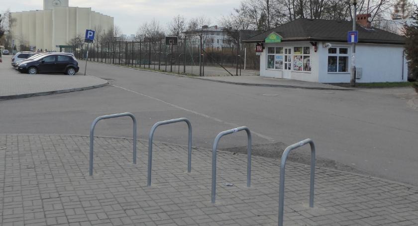 Gdzie postawić stojaki na rowery? Drogowcy liczą na Waszą pomoc!