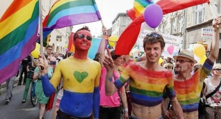 Geje i lesbijki przejdą ulicami Torunia. Przed nami Marsz Równości!