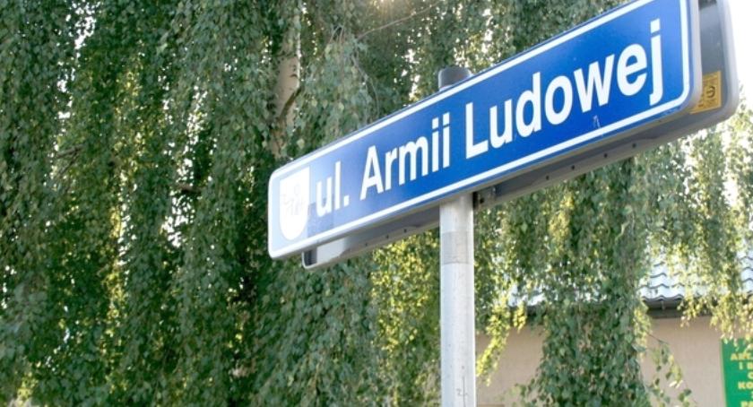 Sprawdź, nazwy ulic, które zostaną wykreślone! Jest nawet Rapackiego, ale...