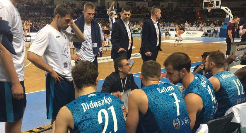 Twarde Pierniki w finale już we wtorek? Głos mają Sulima, Śnieg i Winnicki