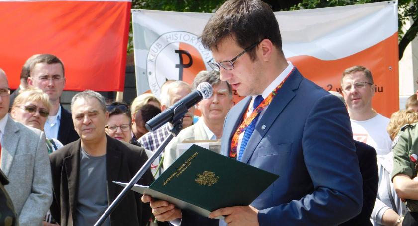 Radny PiS walczy z kobietami. Rozmawiamy z Karolem Marią Wojtasikiem