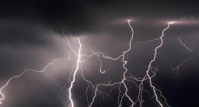 Synoptycy ostrzegają: dziś za oknami może być niespokojnie!