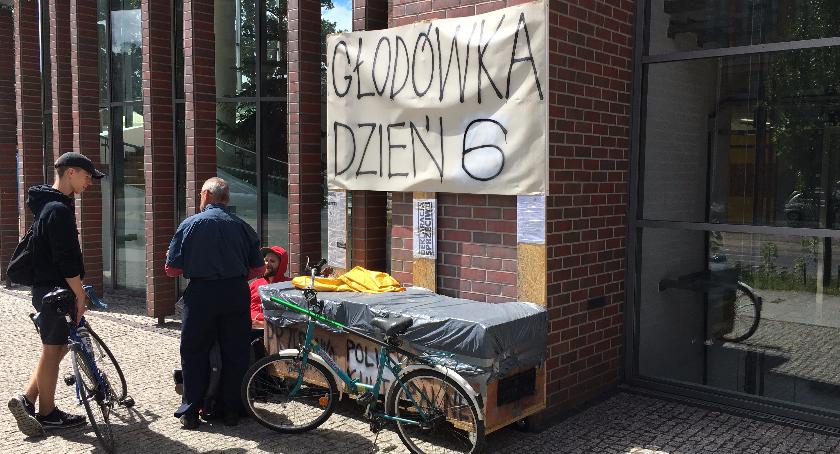 Arek Pasożyt na skraju wyczerpania [FOTO]