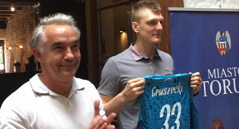 Już wiadomo, dlaczego Gruszecki zdecydował się na transfer do Torunia