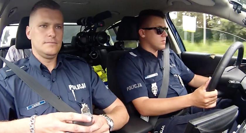 Ależ akcja policji! Wspólnie z rodzicami uratowali małe dziecko [WIDEO]