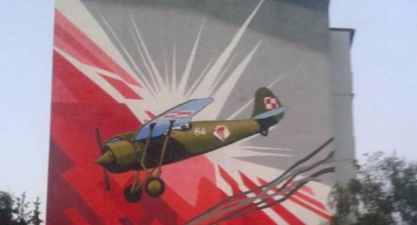 Patriotyczny mural na jednym z bloków. Robi wrażenie! [FOTO]