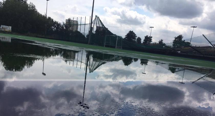 Burza totalnie zniszczyła stadion Pomorzanina [FOTO]