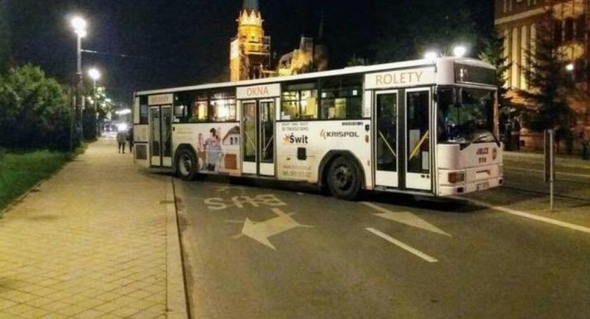Autobusy blokują wjazd na Starówkę! Powód?