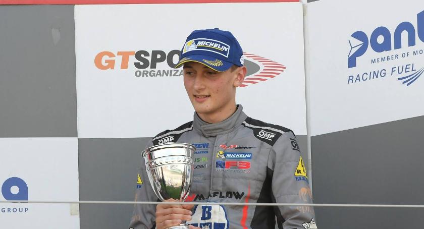 Sukces 17-letniego torunianina w Formule 3!
