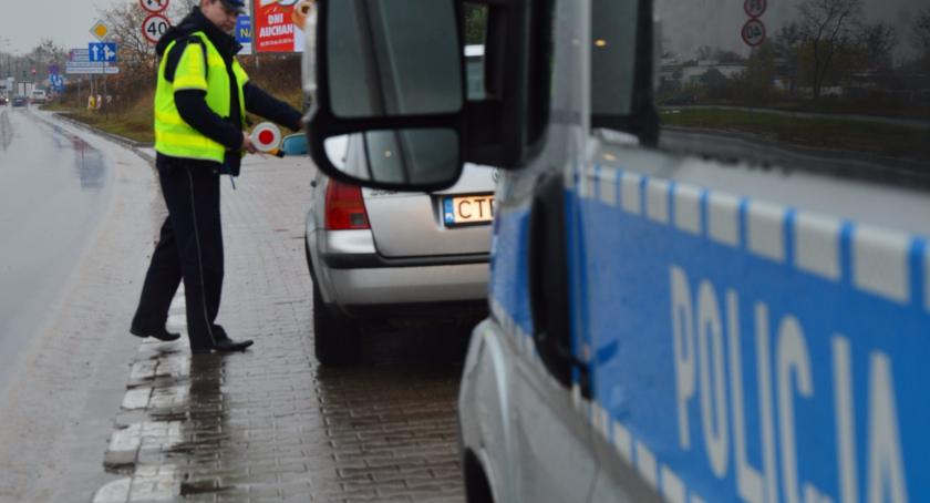 Uwaga, na drogach dużo policji!