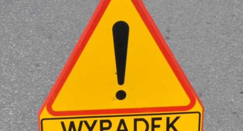 Niebezpiecznie na drogach w Toruniu i regionie. Groźny wypadek w Łysomicach