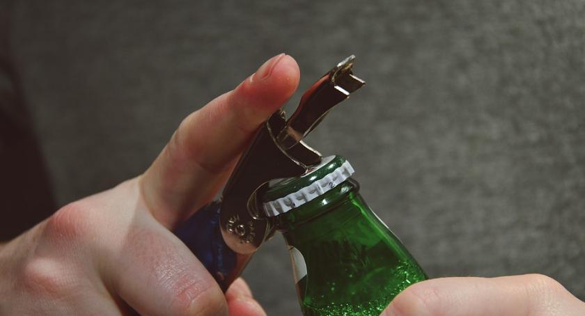 Zakaz sprzedaży alkoholu od 22:00 do 6:00 w Toruniu? TAK czy NIE?