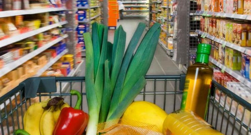 Hipermarkety znalazły sposób na zakaz handlu w niedzielę?!