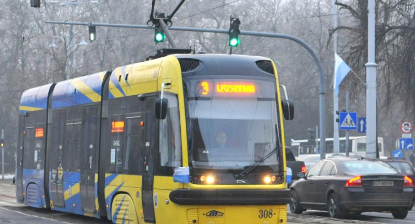 MZK wprowadza feryjne rozkłady jazdy. Pasażerowie mocno wkurzeni!