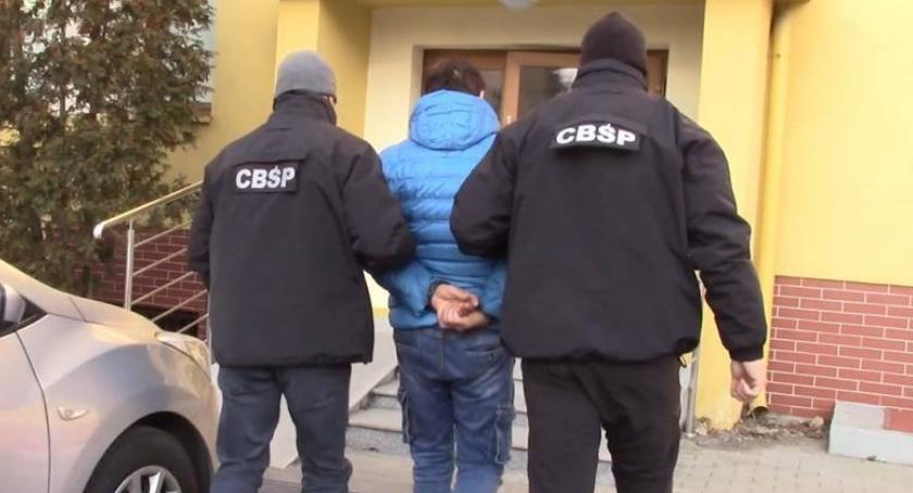 CBŚP rozbiło gang, przez który Skarb Państwa stracił miliony złotych [FOTO]