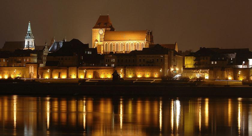 Nie bądźcie zdziwieni! Panorama starówki będzie ukryta w ciemności