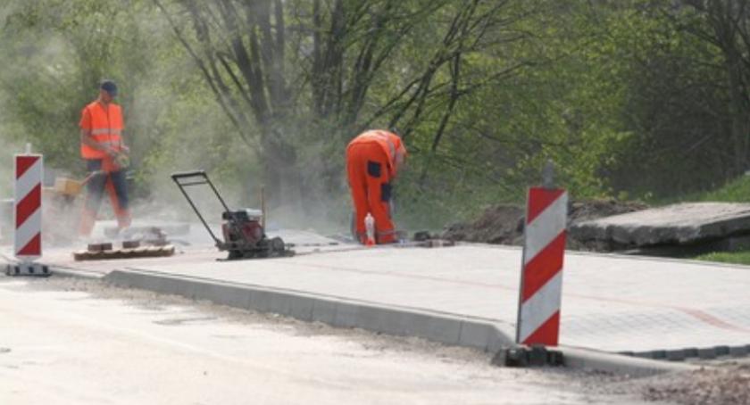 Czas na kolejny etap przebudowy drogi wojewódzkiej nr 548. Będą utrudnienia dla kierowców