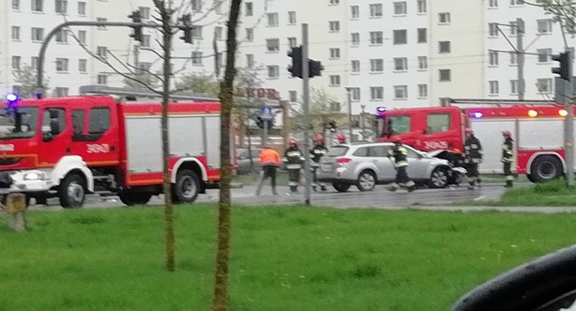 Wypadek na Szosie Lubickiej. Są osoby poszkodowane [PILNE]