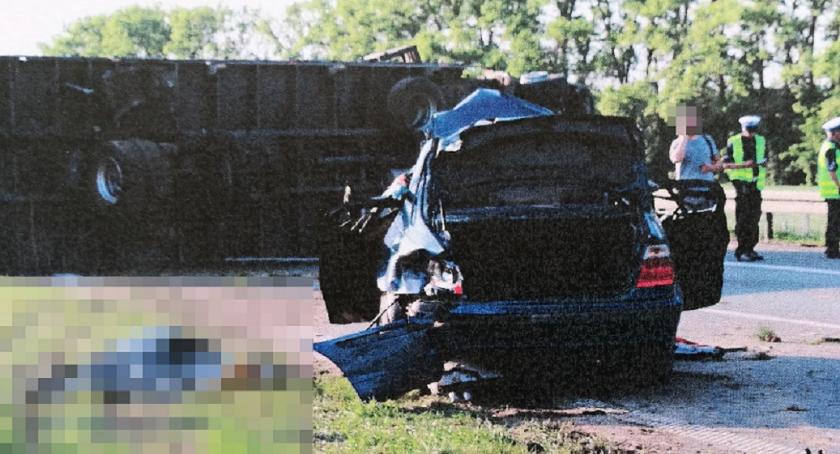 Kolejny śmiertelny wypadek na A1. Nie żyje 34-letni kierowca [FOTO]