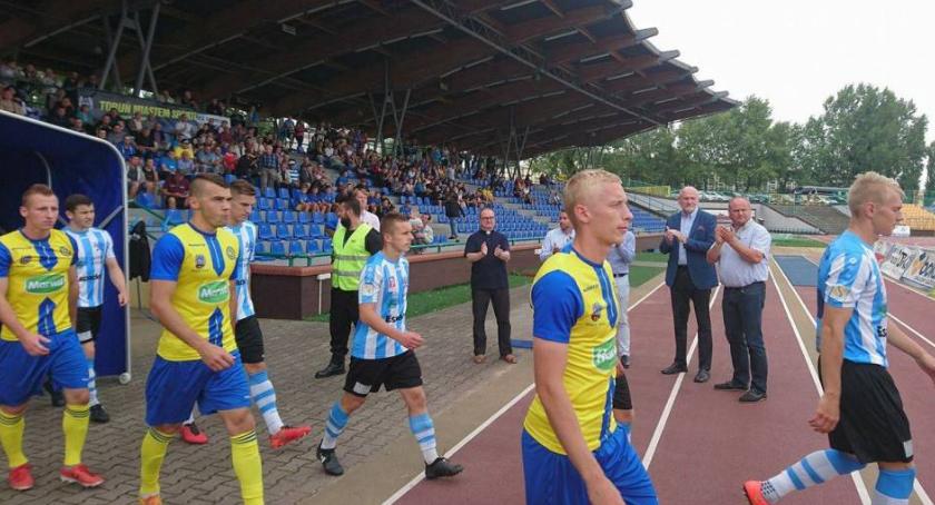 Znamy terminarz II ligi piłkarskiej. Do Torunia przyjadą uznane marki