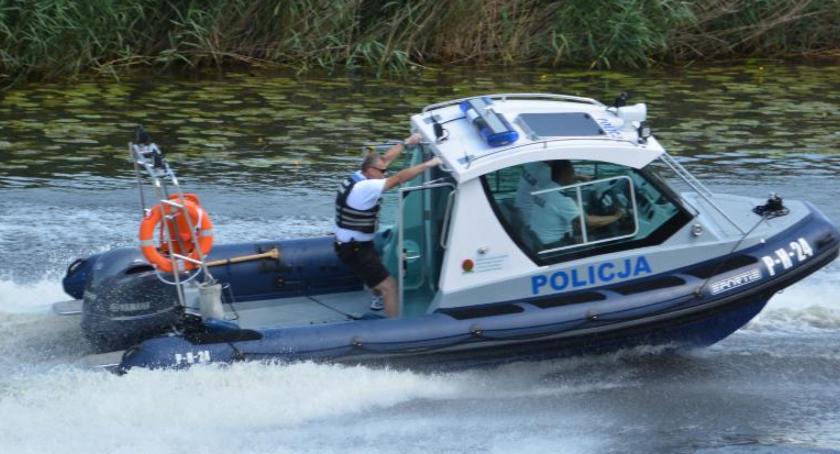 Strażacy odnaleźli topielca w Wiśle. Akcja poszukiwawczo-ratownicza wciąż trwa