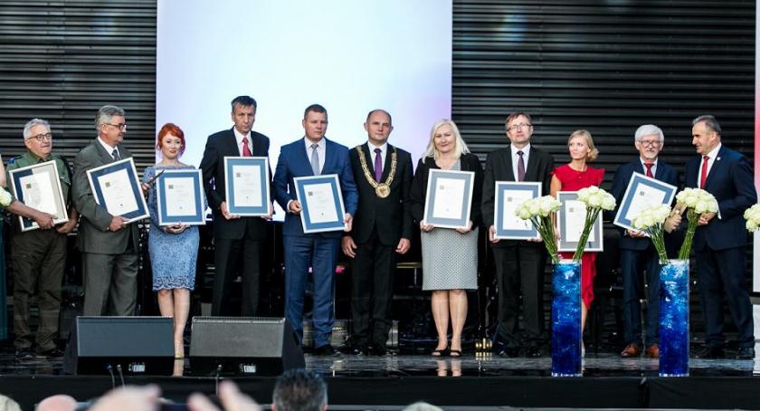 Poznaliśmy najlepszego nauczyciela w naszym województwie. To belfer z Torunia! [FOTO]