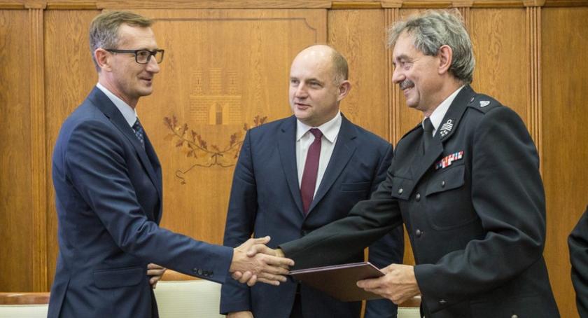 Strażacy z OSP otrzymają nowe wozy strażackie 