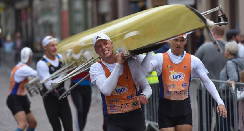 Wioślarze opanowali toruńską starówkę! Za nami niesamowity maraton - Run&Row [FOTO]