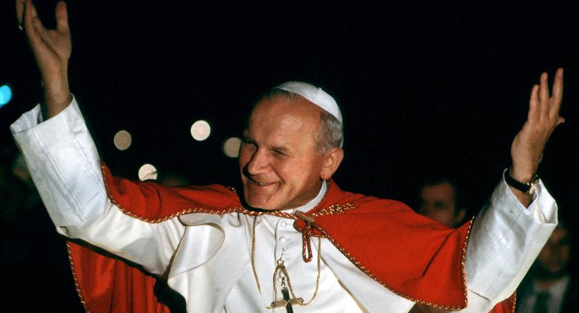 W Toruniu upamiętnimy Jana Pawła II