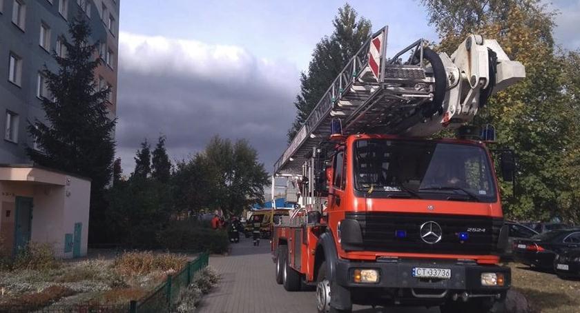 Akcja strażaków na toruńskim Rubinkowie [FOTO, WIDEO]