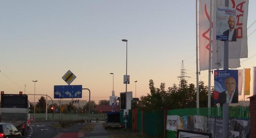 Kandydaci stawiają walkę o głosy ponad bezpieczeństwo... wyborców? [LIST]